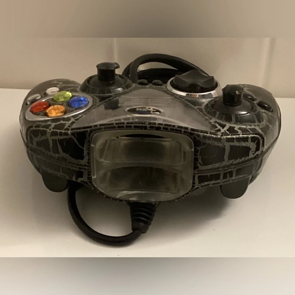 Game Controller - Picture 2 of 6
